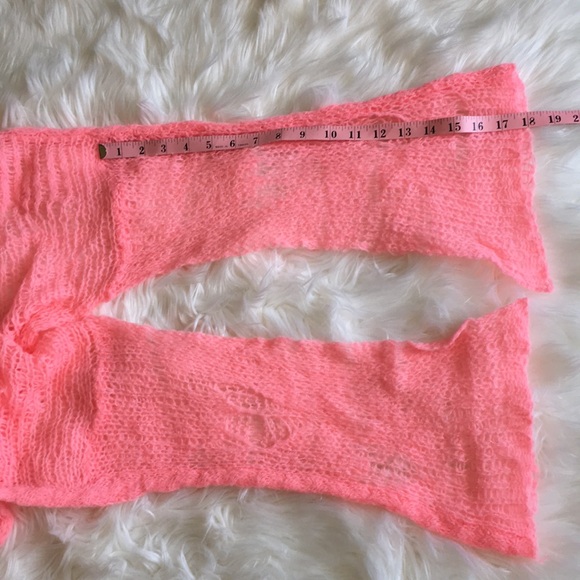 Wildfox Couture White Label Distressed Pink Sequin Heart Lennon Sweater - Picture 9 of 13